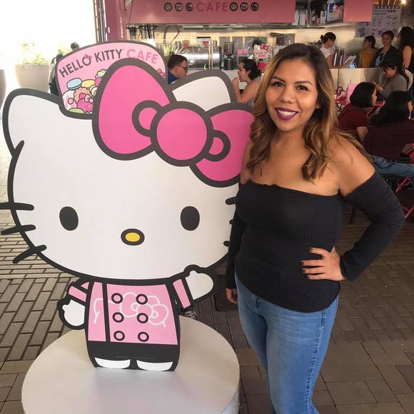 Meet your Posher, Neyda - Picture 3 of 3